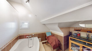  Immeuble � vendre 7 pi�ces 137 m�