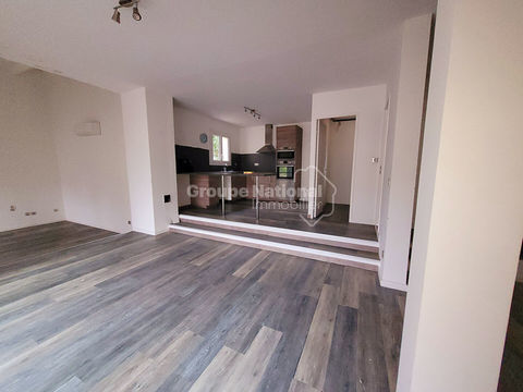   LES BAUX-DE-PROVENCE Maison - 5 pi�ce(s) - 130 m�