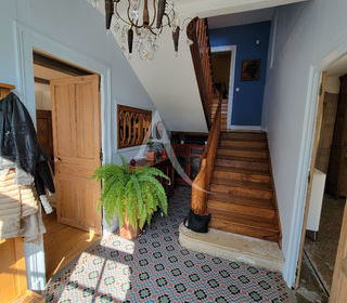  Maison � vendre 9 pi�ces 300 m�