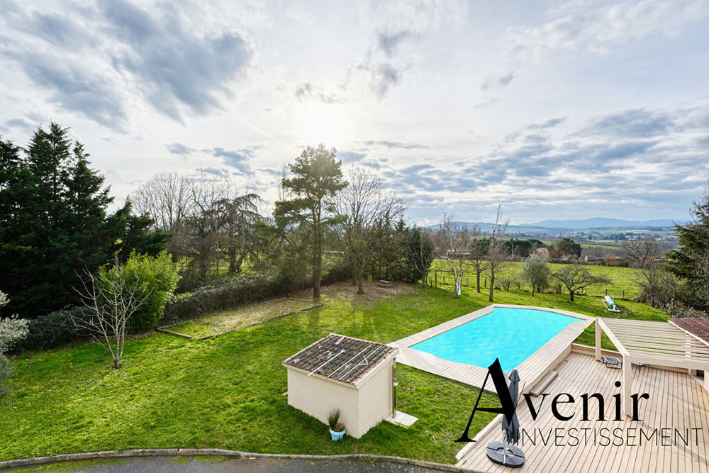 � vendre  Maison Dommartin (69380)