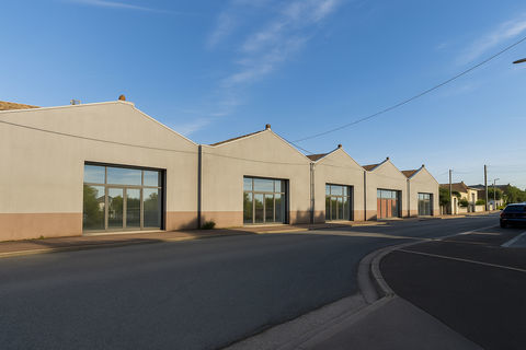 Entrepôt commercial à vendre BEGLES 1365000 33130 Begles