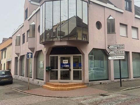 local commercial 150m2 1700 68500 Guebwiller