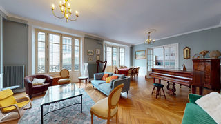  Appartement � vendre 9 pi�ces 218 m�