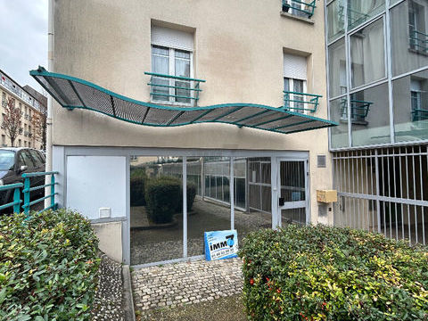 Lizy sur Ourcq - Hyper centre- Ensemble de bureaux 189900 77440 Lizy sur ourcq