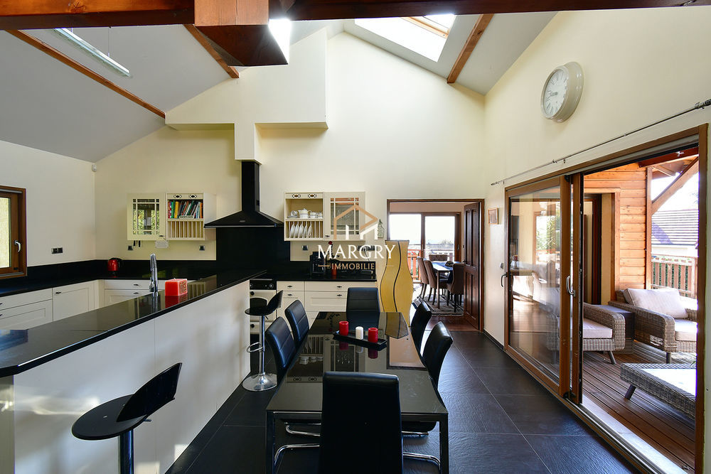 � vendre  Maison �chenevex (01170)