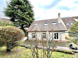  Maison � vendre 8 pi�ces 135 m�