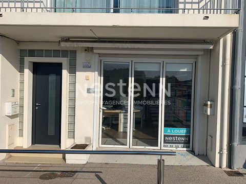 A LOUER LOCAL COMMERCIAL SAINT GILLES CROIX DE VIE - 38  m&sup2; 850 85800 Saint gilles croix