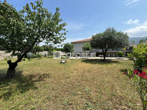   Maison  3 pi�ces 80m� Maison - 3 pi�ce(s) - 80 m�