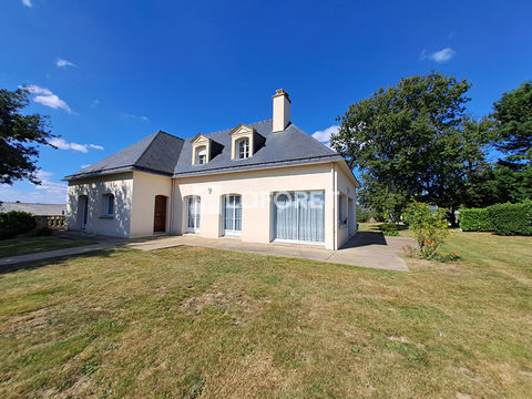   Maison Carentoir 230 m2- 6 chambres- sous sol complet -Terrain Maison - 8 pi�ce(s) - 230 m�