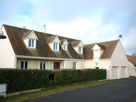   Maison Dhuizon 7 pi�ces 191m2 Maison - 7 pi�ce(s) - 191 m�