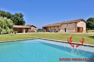  Maison � vendre 8 pi�ces 272 m�