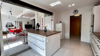  Maison � vendre 6 pi�ces 200 m�