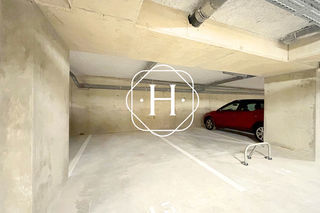  Parking / Garage � louer 