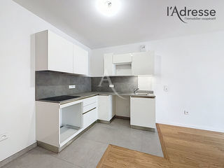  Appartement � louer 4 pi�ces 85 m�