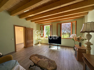  Villa � vendre 8 pi�ces 200 m�