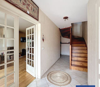  Maison � vendre 9 pi�ces 204 m�