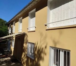  Immeuble � vendre 10 pi�ces 130 m�