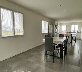  Maison � vendre 8 pi�ces 233 m�