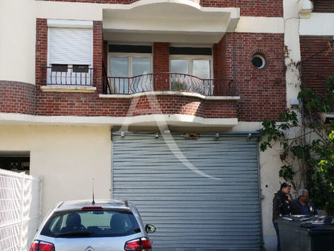 Local commercial Aubervilliers 2 pi&egrave;ce(s) 137 m2 2000 93300 Aubervilliers