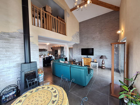   A VENDRE MAISON LEDENON Maison - 5 pi�ce(s) - 250 m�