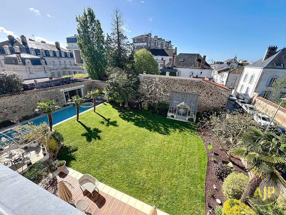 � vendre  Villa La Roche-sur-Yon (85000)
