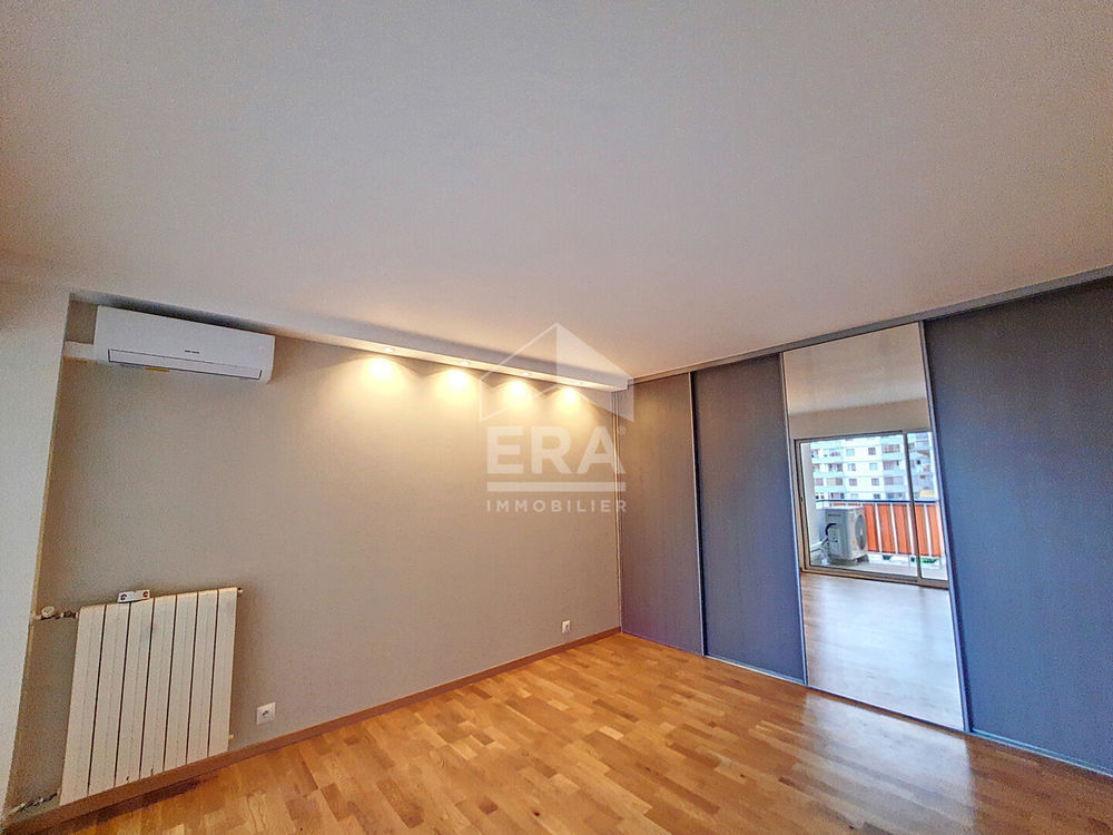 � vendre  Appartement Cagnes-sur-Mer (06800)