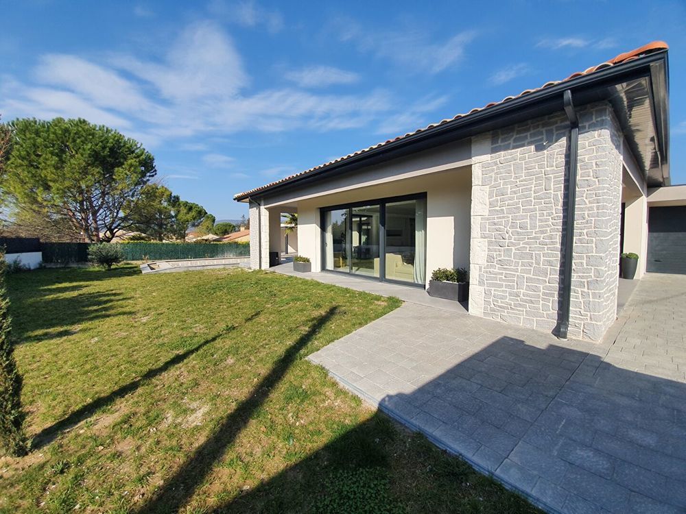 � vendre  Maison Mont�limar (26200)