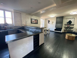  Maison � vendre 8 pi�ces 215 m�