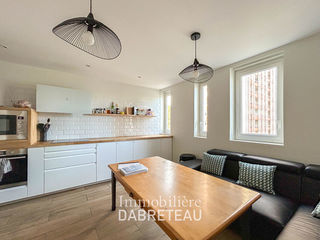  Appartement � louer 7 pi�ces 111 m� Villeurbanne