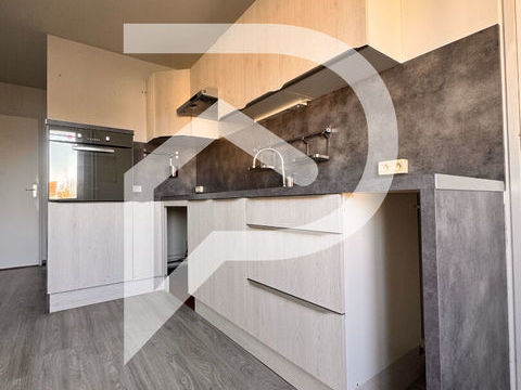   CORMONTREUIL - Type 4 avec balcon et place de stationnement Appartement - 4 pi�ce(s) - 93 m�