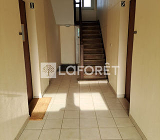  Immeuble � vendre 15 + pi�ces 300 m�