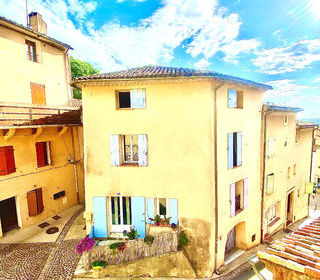  Immeuble � vendre 9 pi�ces 