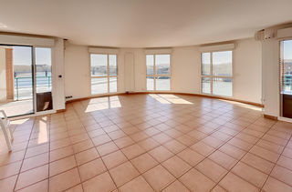  Appartement � vendre 4 pi�ces 150 m�