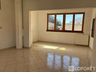  Immeuble � vendre 6 pi�ces 252 m�