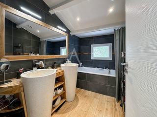  Maison � vendre 5 pi�ces 165 m�