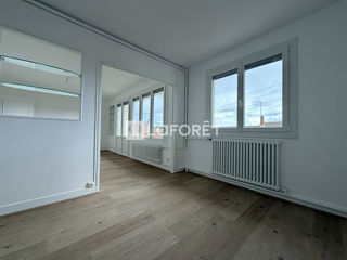  Appartement � louer 4 pi�ces 82 m�