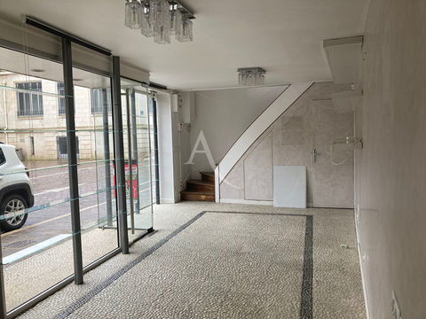 Local commercial Fontenay Le Comte 900 85200 Fontenay le comte