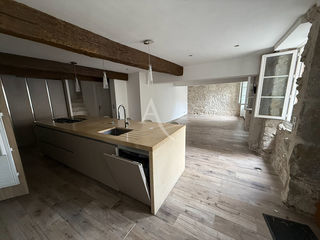  Maison � vendre 6 pi�ces 214 m�