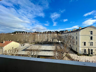  Appartement � louer 3 pi�ces 79 m� Mont�limar