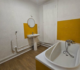  Appartement � louer 4 pi�ces 79 m�