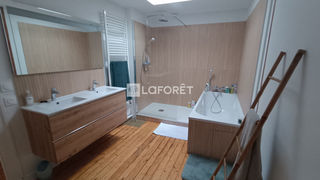  Appartement � louer 4 pi�ces 111 m�