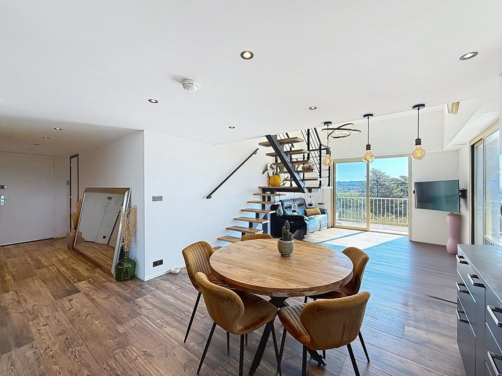 � vendre  Appartement Mandelieu-la-Napoule (06210)