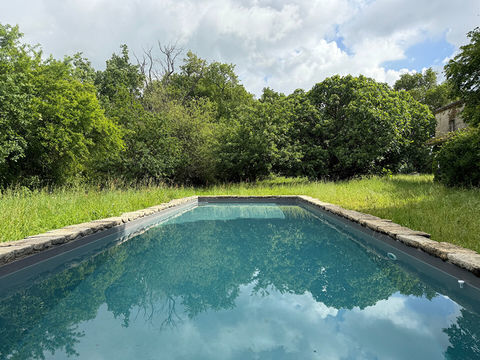   MAISON DE PAYS SUR PARC AVEC PISCINE Maison - 7 pi�ce(s) - 255 m�