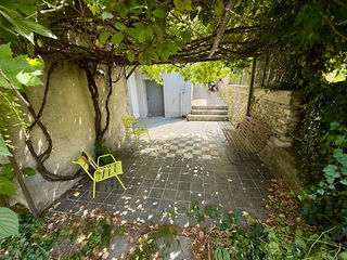  Immeuble � vendre 107 m�