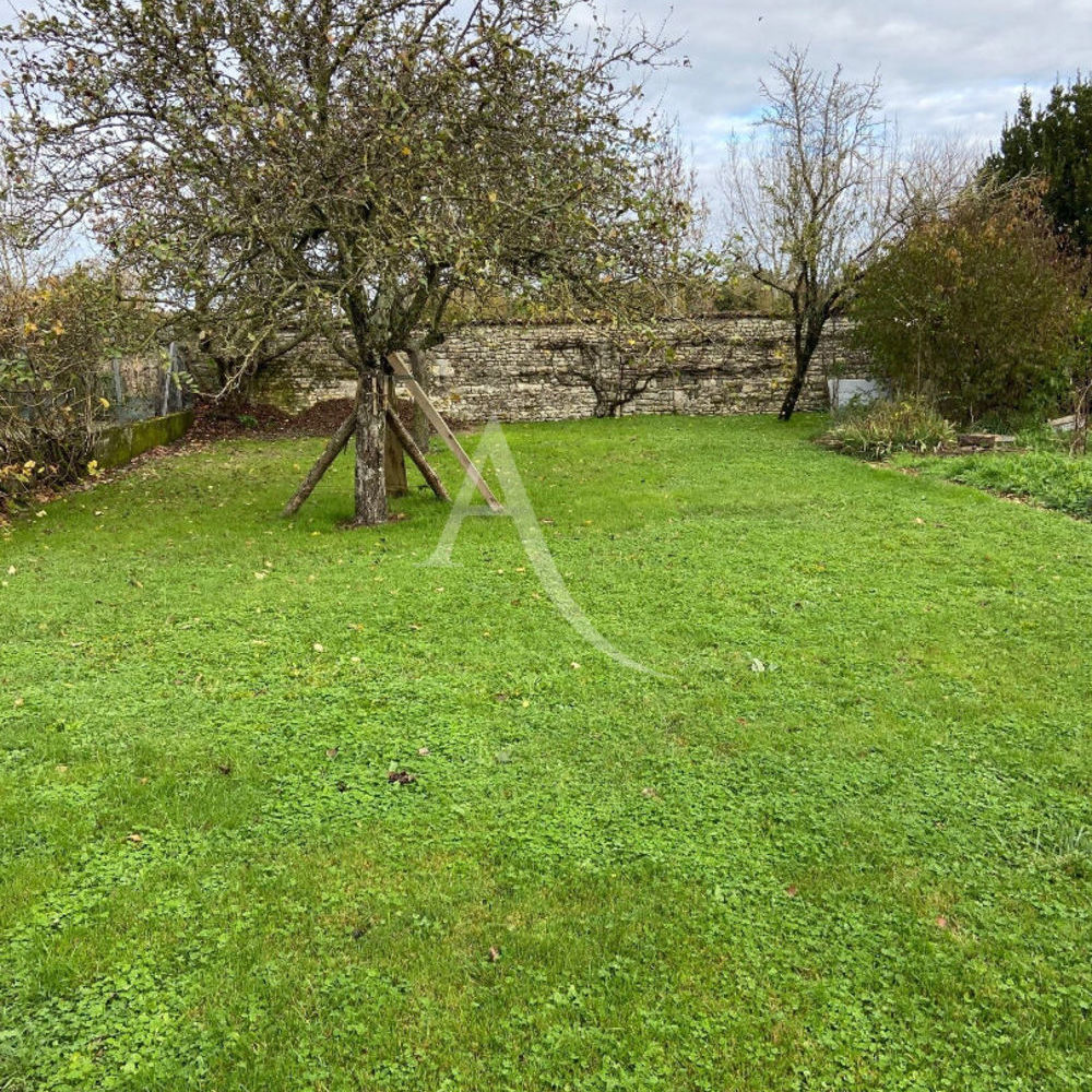 � vendre  Maison Montroy (17220)