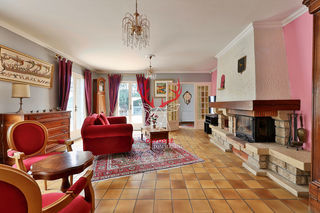  Maison � vendre 8 pi�ces 210 m�