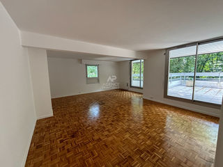  Appartement � louer 5 pi�ces 118 m�