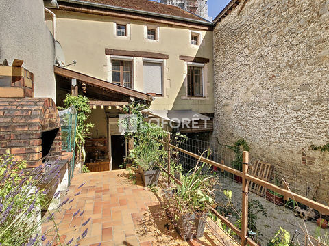   Maison Joinville 5 pi�ce(s) 164.31 m2 Maison - 5 pi�ce(s) - 164 m�