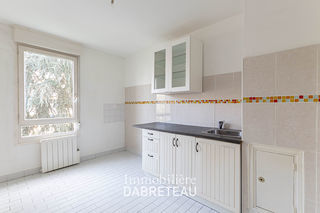  Appartement � louer 4 pi�ces 77 m�