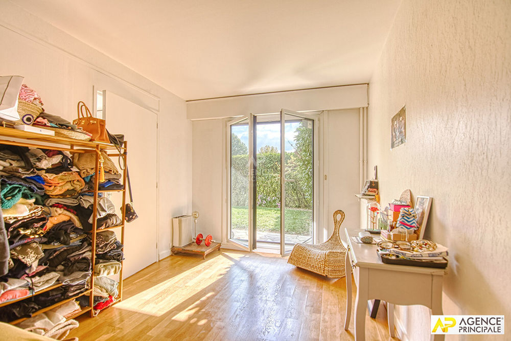 � vendre  Appartement Versailles (78000)